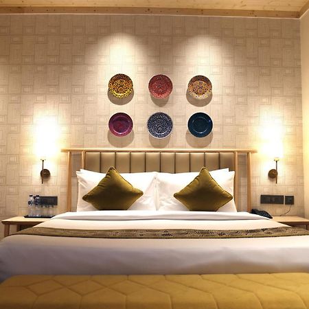 Sandoz Minerva - A Boutique Resort Mussoorie Dış mekan fotoğraf